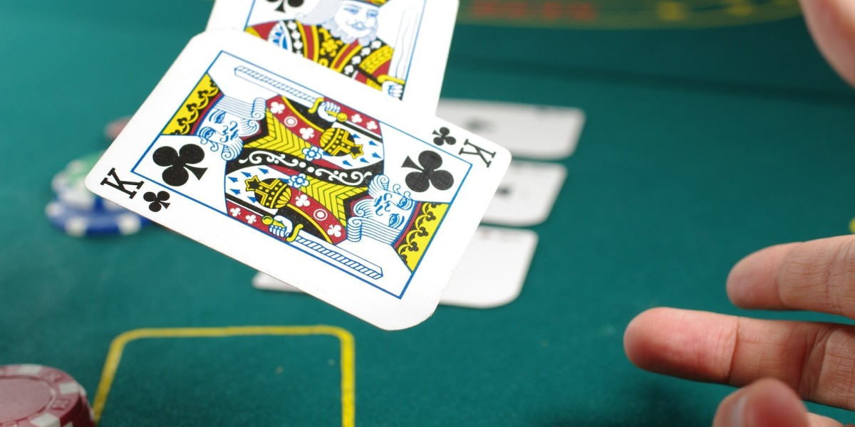 The Role of Artificial Intelligence in Shaping the Future of Online Gaming Experiences