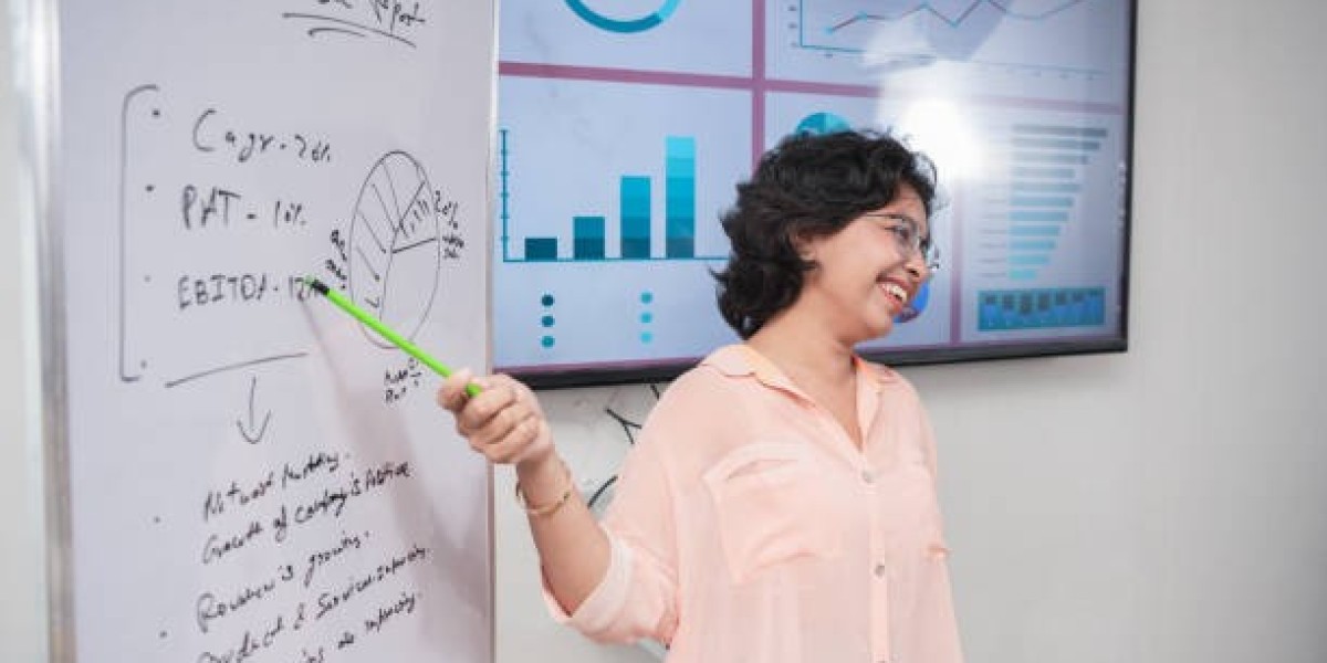 How to Make Technical Presentations Engaging with the Right Training