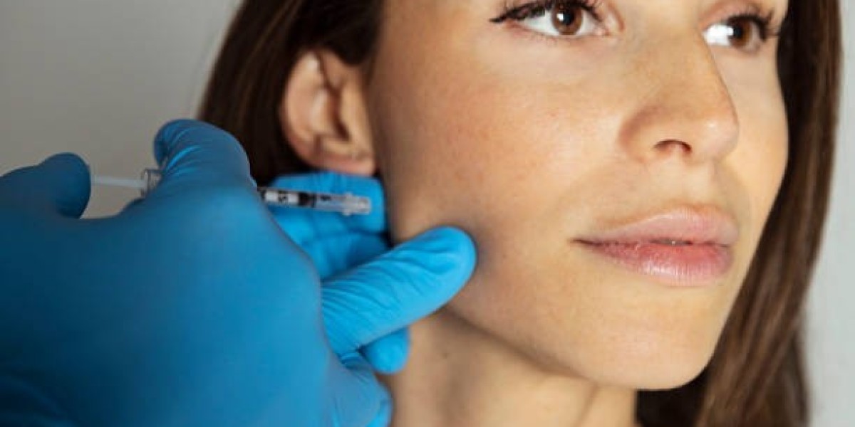 Botox Treatment in Dubai: Smooth, Youthful Skin with Precision