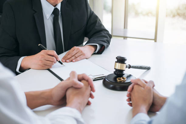 Common Divorce Mistakes and How Lawyers Can Protect You