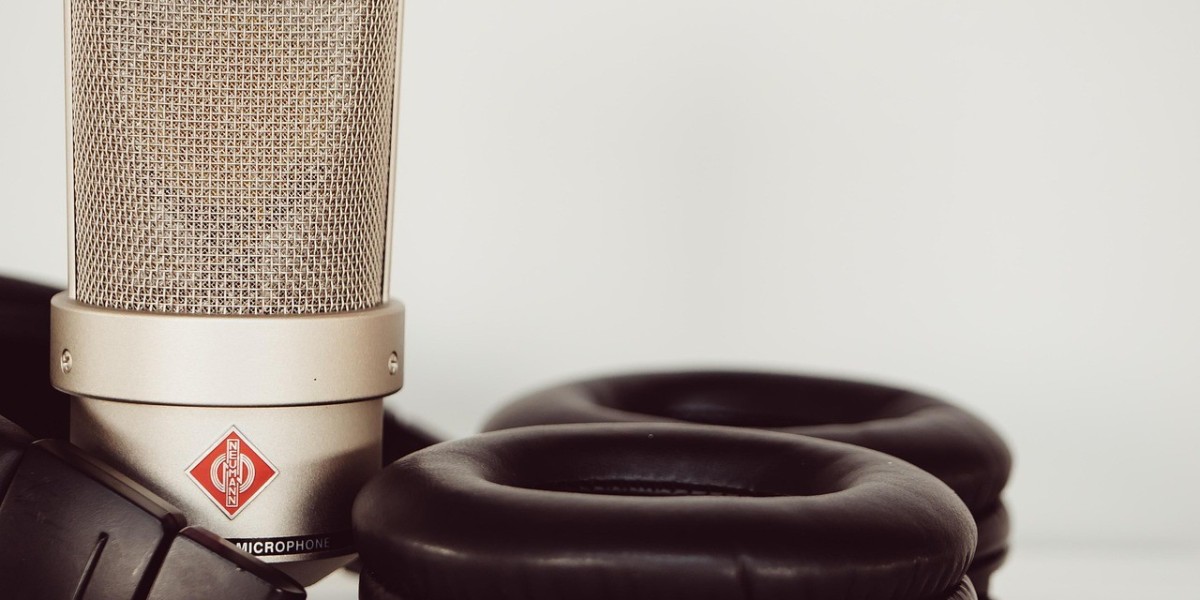 How Industrial Voice Overs Improve Safety Training Effectiveness