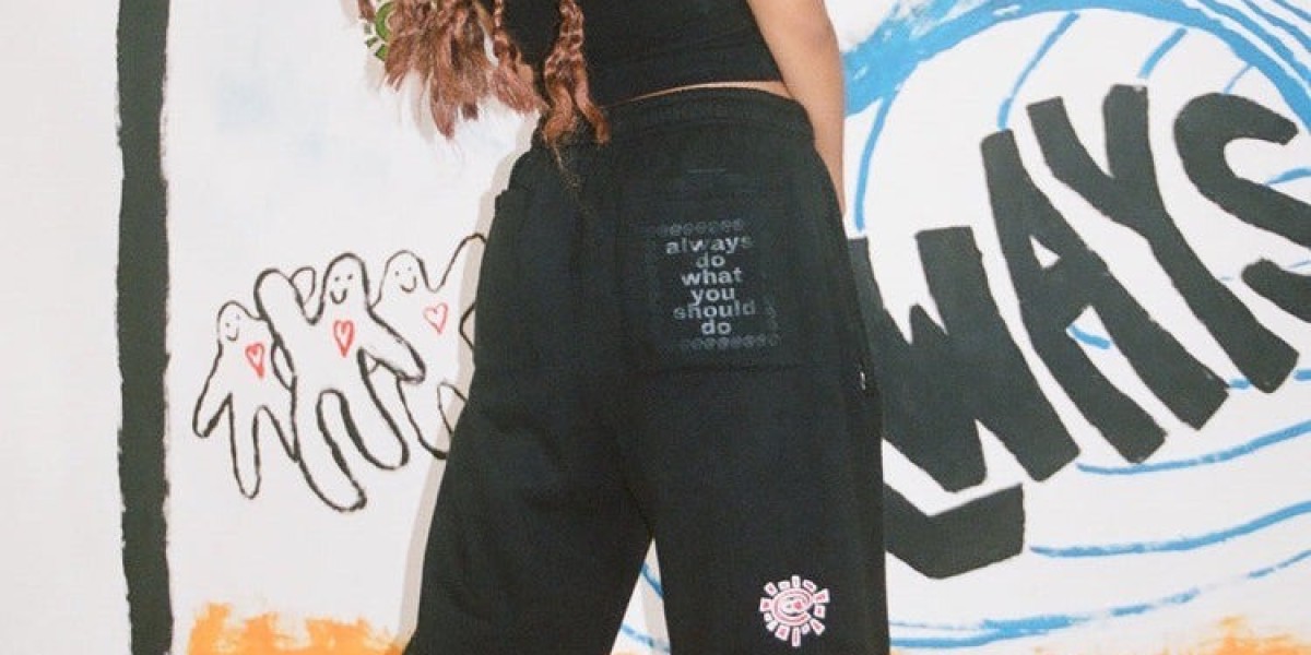 The rise of Adwysd everyday wear and Syna World gear