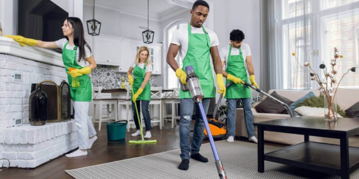 How to Choose a Cleaning Service That Fits Your Budget